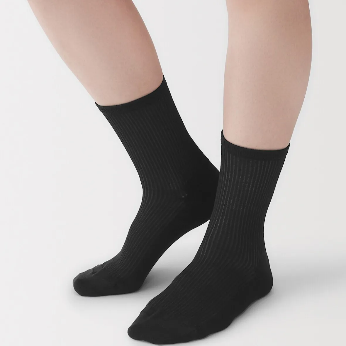 Sale Muji Chaussettes avec bord confortable et rayures pour femme