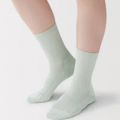 Sale Muji Chaussettes avec bord confortable et rayures pour femme