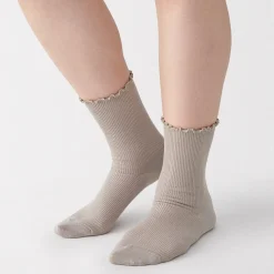Sale Muji Chaussettes en modal mélangé à angle droit avec bord confortable pour femme