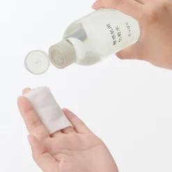 Muji Eau tonique pour peaux sensibles ‐ Légère, 300 ml