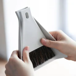 Sale Muji Ensemble pelle + balayette à main