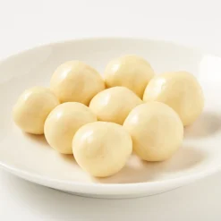 Hot Muji Fraises enrobées de chocolat blanc