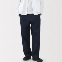 Muji Pantalon Chino Indigo à pinces en coton stretch coupe wide homme Bleu marine foncé