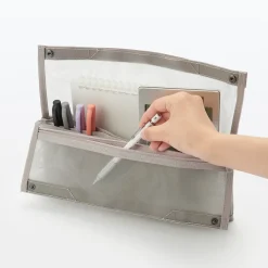 Muji Pochette autoportante en maille nylon