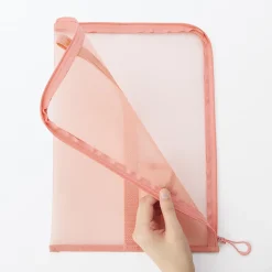 Sale Muji Porte-documents en nylon maillé avec fermeture éclair - A4, Rose One Colour