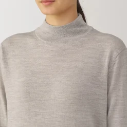 New Muji Pull col montant en laine à fine maille femme