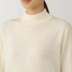 New Muji Pull col montant en laine à fine maille femme