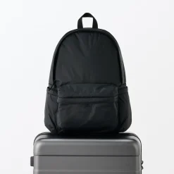 Discount Muji Sac à dos rembourré et déperlant en nylon recyclé