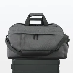 Online Muji Sac Boston pliable et déperlant en polyester recyclé