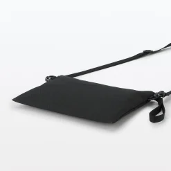 Discount Muji Sacoche à bandoulière déperlante détachable.