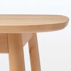 Clearance Muji Table en être massif à pieds arrondis ‐ Moyenne