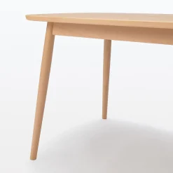 Clearance Muji Table en être massif à pieds arrondis ‐ Moyenne