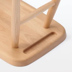Discount Muji Tabouret en être massif à pieds arrondis