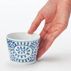Best Muji Tasse à saké en porcelaine Hasami - Motif arabesque
