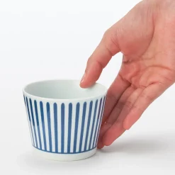 Online Muji Tasse à saké en porcelaine Hasami - Motif rayures éventail