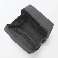 Discount Muji Trousse de maquillage à poser en nylon texturé