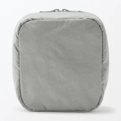 Discount Muji Trousse de maquillage à poser en nylon texturé