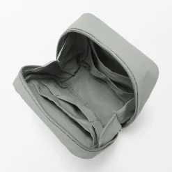 Discount Muji Trousse de maquillage à poser en nylon texturé