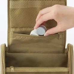 Clearance Muji Trousse de toilette à suspendre