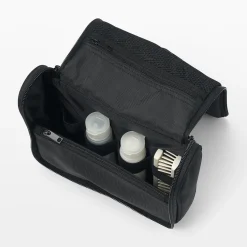 Clearance Muji Trousse de toilette à suspendre