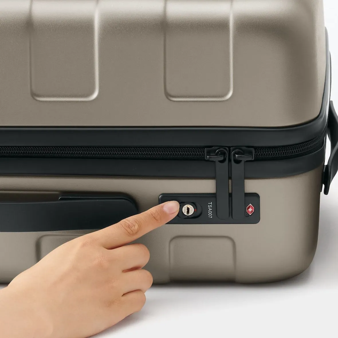 Best Muji Valise rigide 36L, Petite