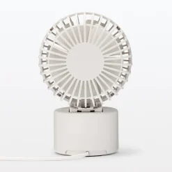 Outlet Muji Ventilateur de bureau oscillant port USB Blanc