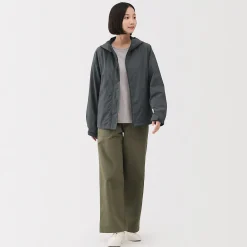 Outlet Muji Veste à capuche déperlante et compacte en nylon pour femme